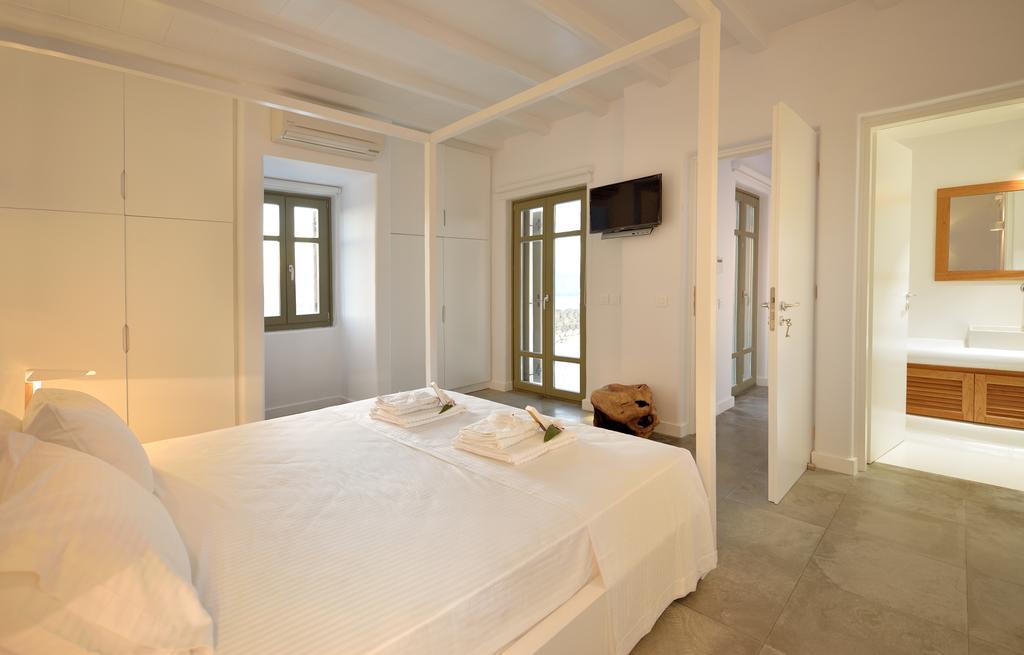 Mykonos Ark Ftelia (Mykonos)