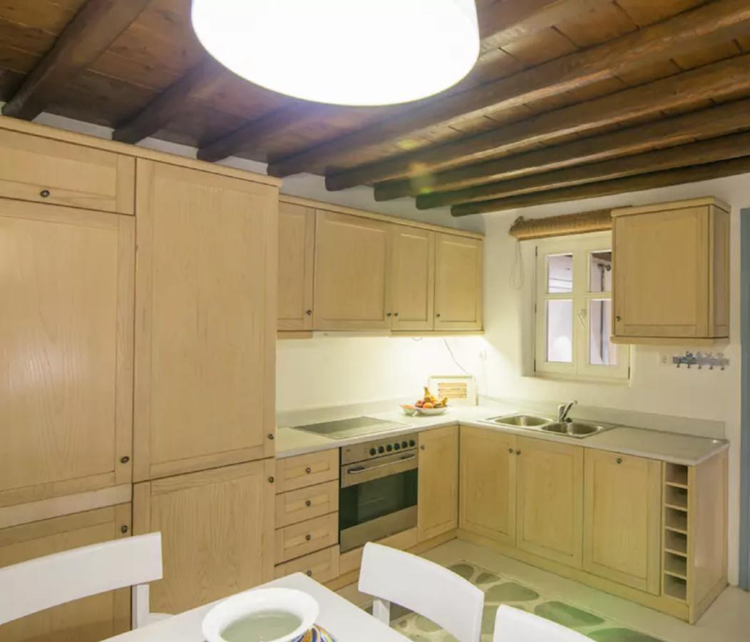 Pleiades Villa Ornos (Mykonos)