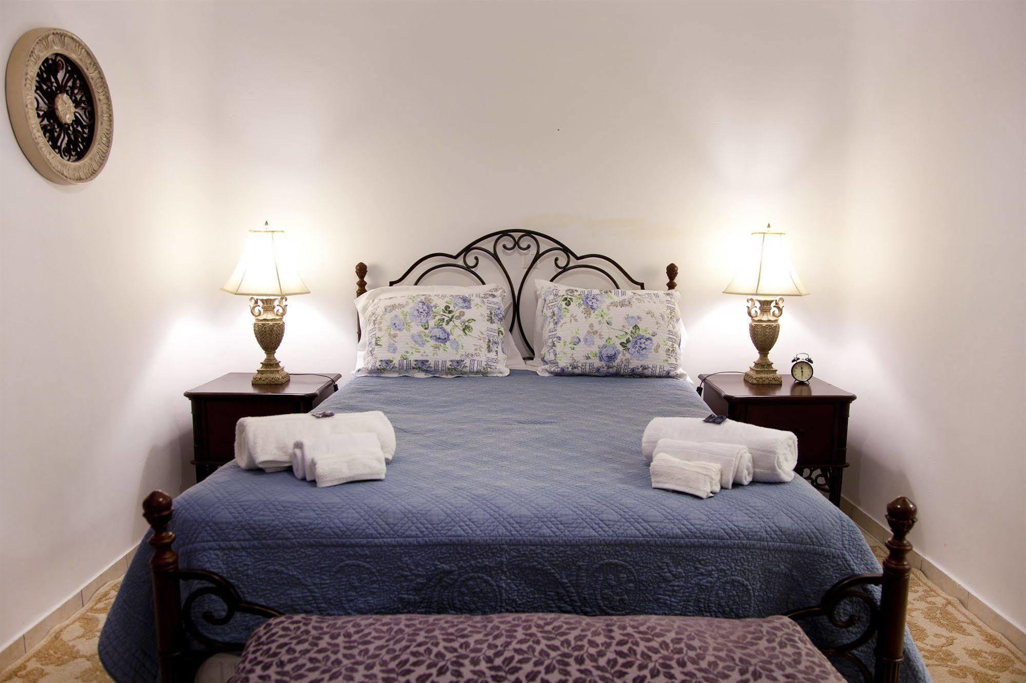 Elenis Village 3* Mykonos Town