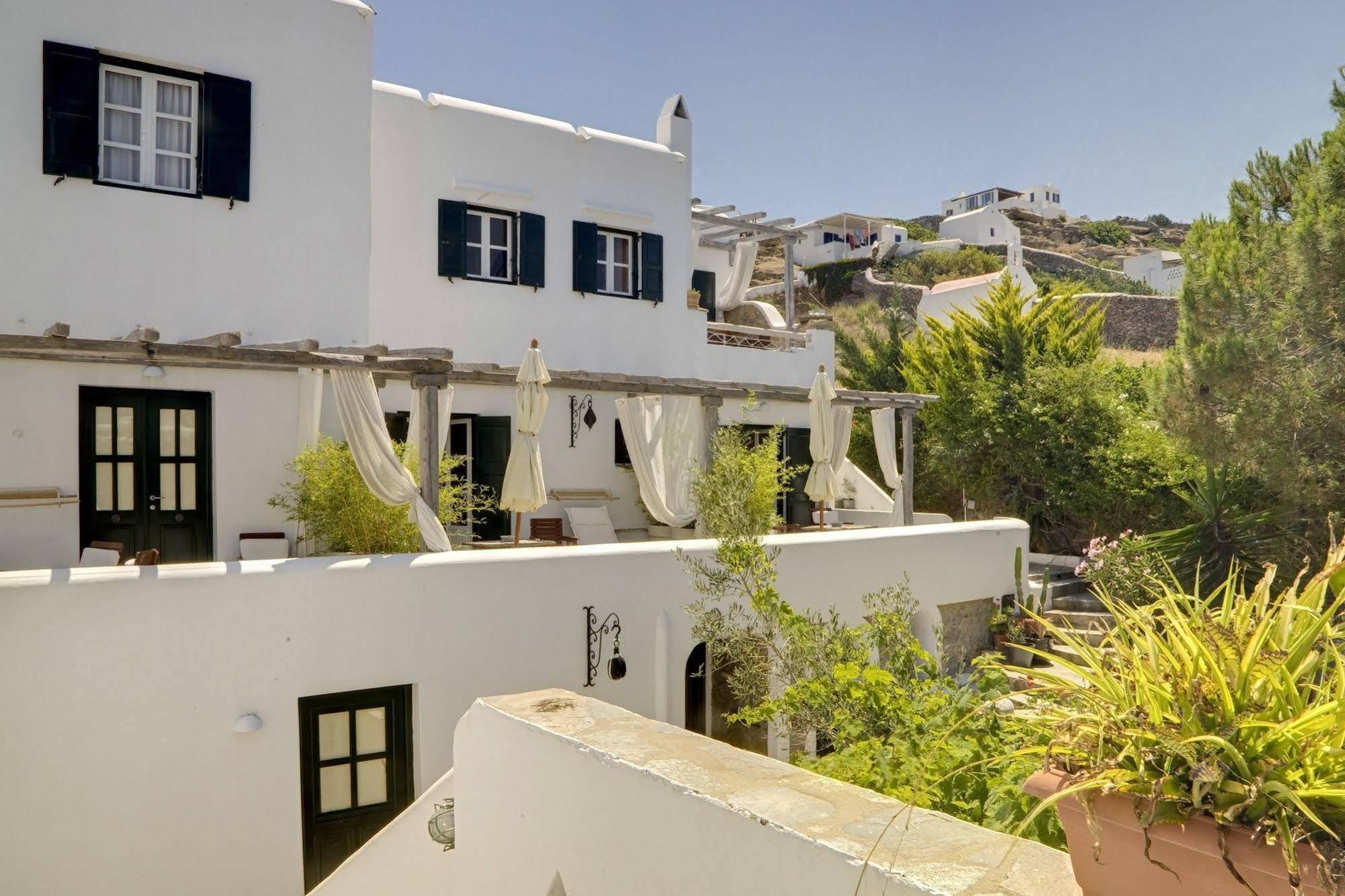 & Rania Aparthotel 3*