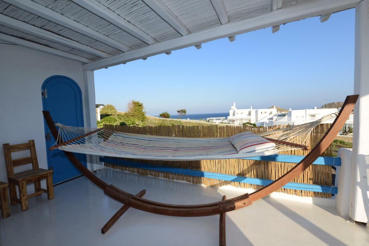 Luxury White Maisonette Villa Kalafatis