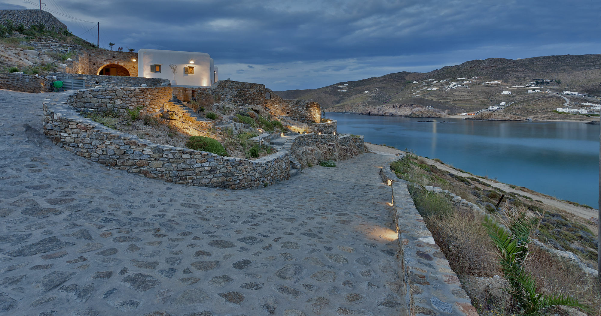 Villa Barbarossa - Elegant Beachfront Retreat With Heated Pool & Outdoor Gym *