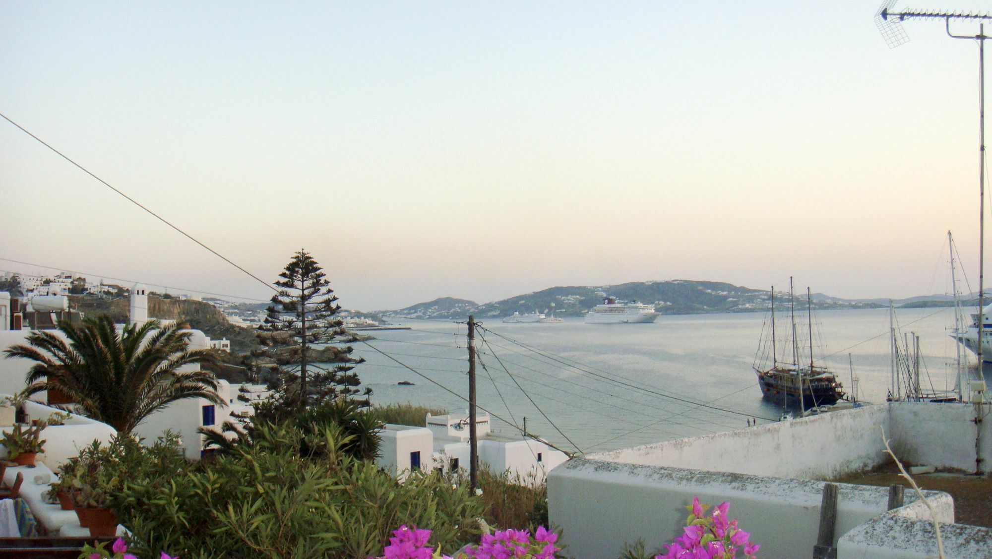 Apartment Mykonos Town Panorama Sleeps 4 *