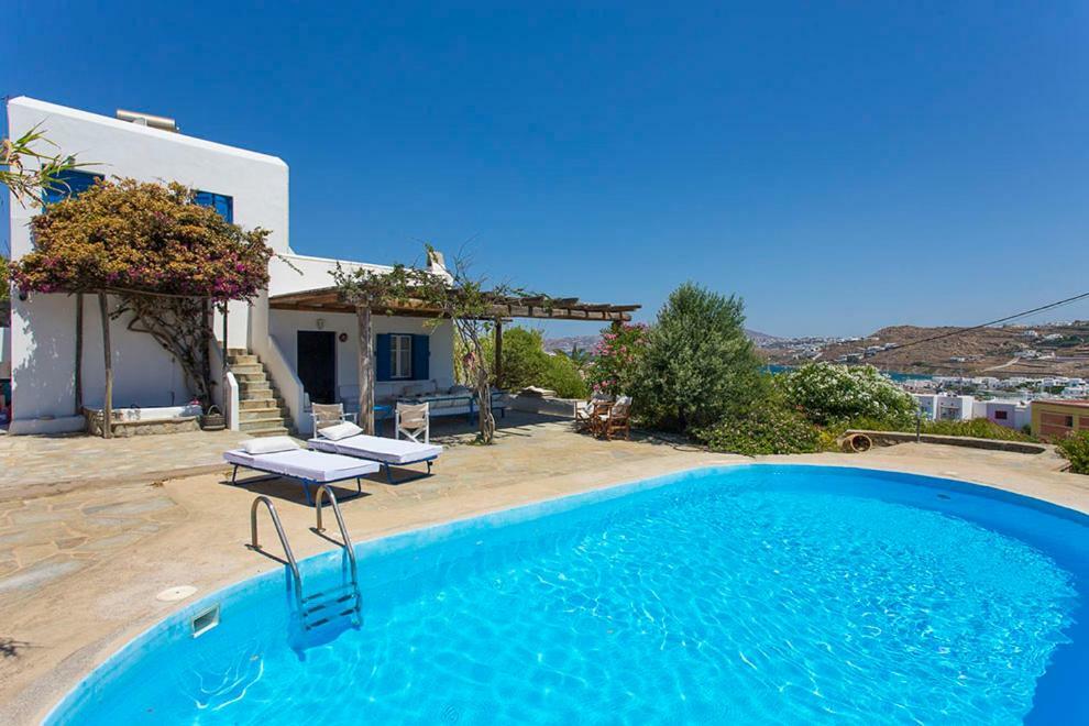 Villa Traditional Mykonian Ornos (Mykonos)