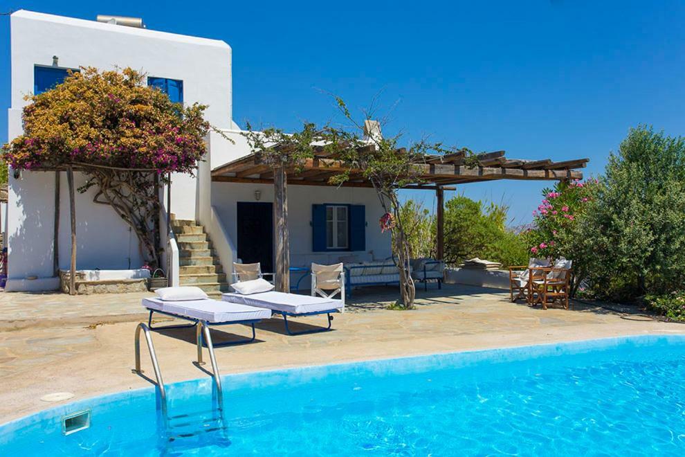 Traditional Mykonian Villa *