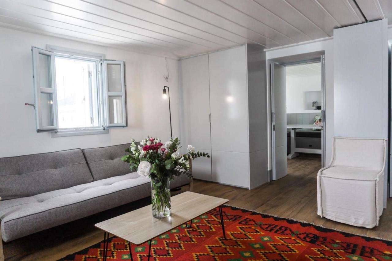 Apartment One Manto Square